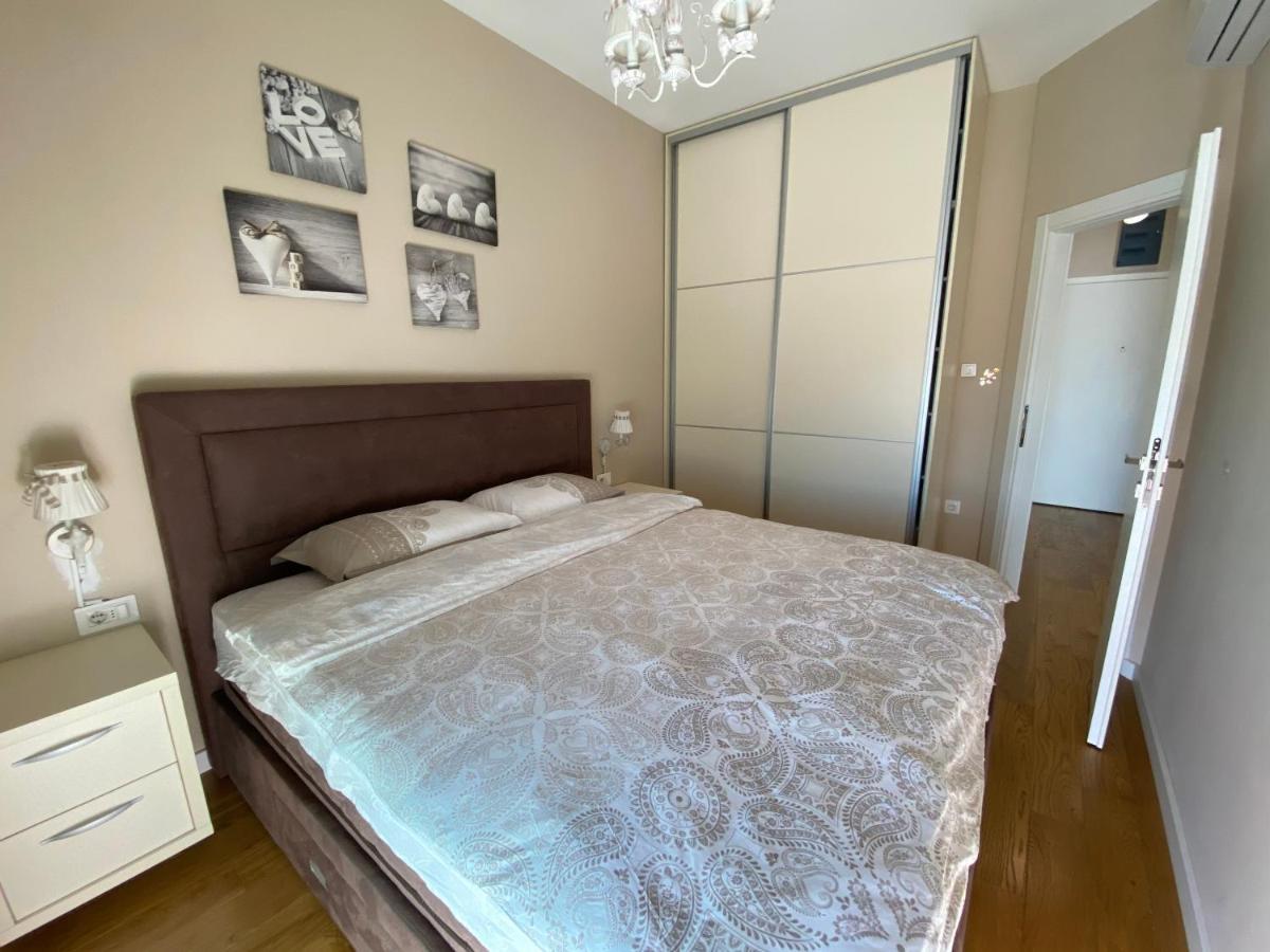 Apartment Sofia, City Centar Подгорица Экстерьер фото